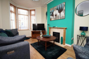 Railway Street by Tŷ SA - NEW 3 bed in Cardiff